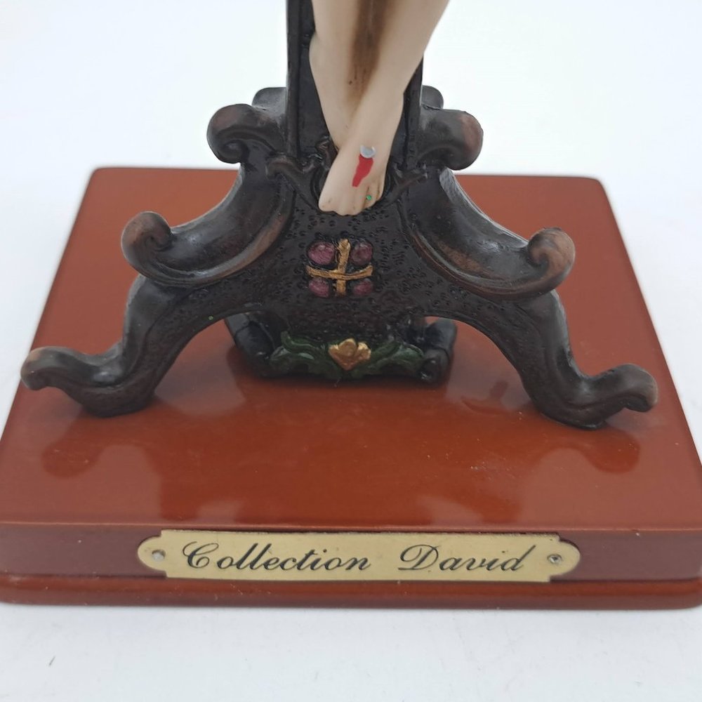 Jesus On The Cross -New Vintage Resin Crucifix - Picture 9 of 11